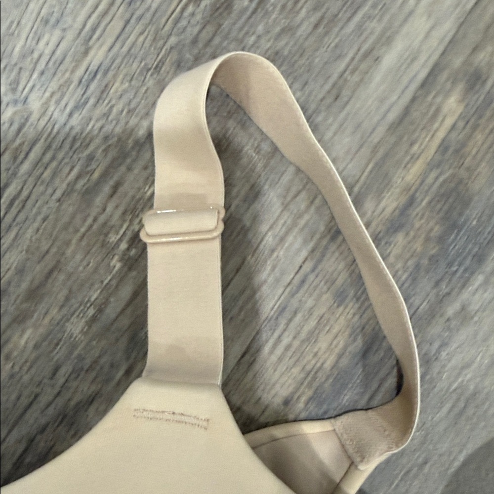 Vanity Fair Full Figure Underwire Front Closure Bra, Beauty Back Smoothing, 40DD - Picture 5 of 9